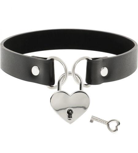 Collar de Cuero con Corazón metálico